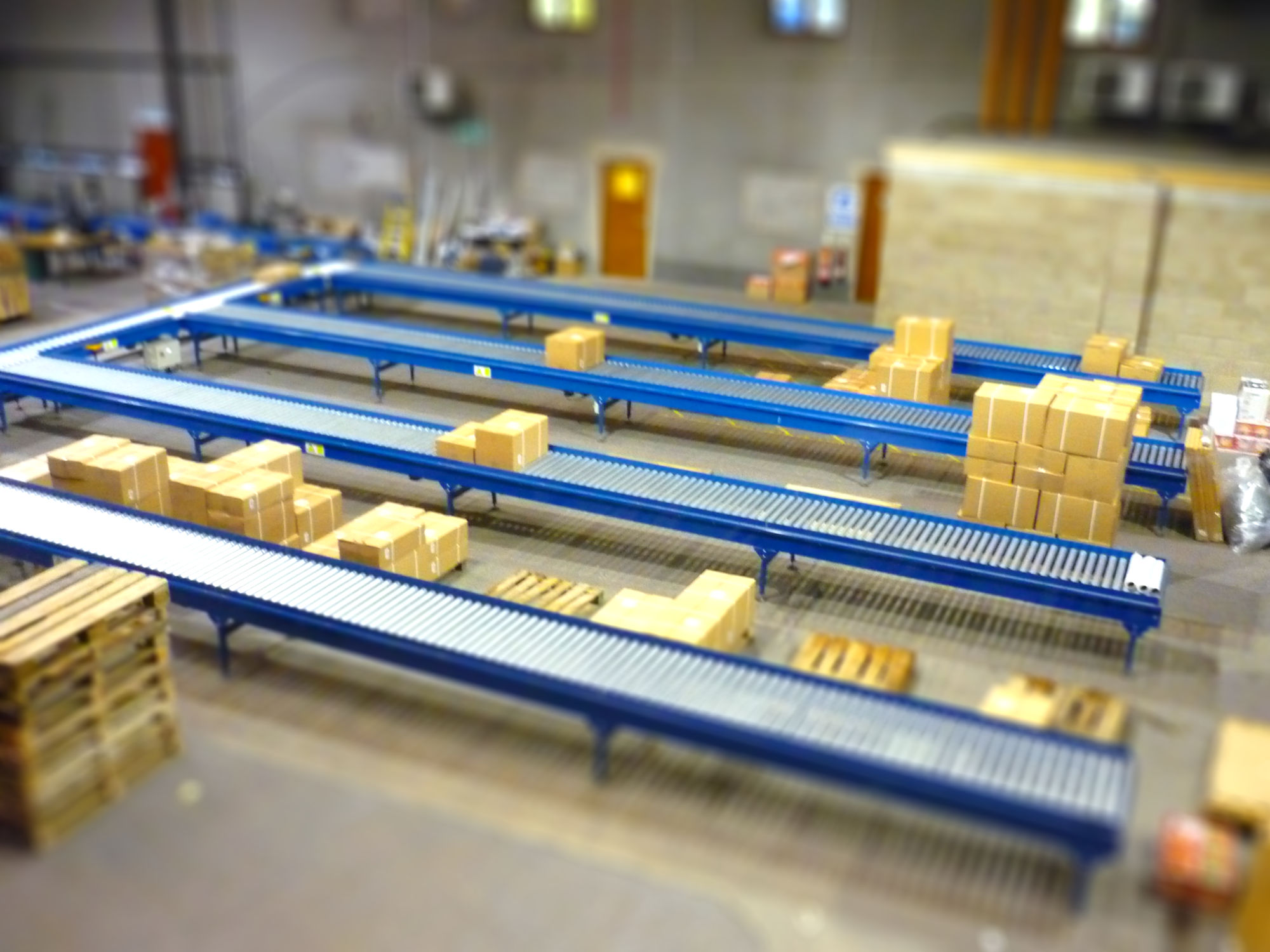 輥筒輸送線現場設計，輥筒流水線廠家